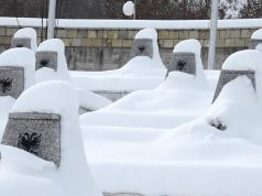 “Krejt kufomat ishin të ngrira” – dëshmi tronditëse në 27-vjetorin e masakrës së Reçakut