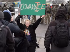 Tensione në Minneapolis: Garda Kombëtare vihet në gatishmëri pas vrasjes së një gruaje nga agjentët e ICE