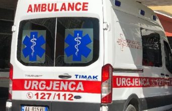 Familjarët dyshojnë te mjalti, 4-vjeçari humb jetën në Vlorë. Autoritetet presin rezultatet e analizave për të përcaktuar shkakun e saktë të vdekjes së të miturit