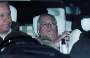 Princi Andrew lirohet pas arrestimit në ditën e ditëlindjes. Do ndiqet në gjendje të lirë