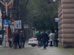 E ngarkuara me Punë e SHBA në Kuvend, Nancy VanHorn takim me Peleshin. Vizita në Kryesinë e Kuvendit pas debatit për nenin 242 dhe kërkesës së SPAK