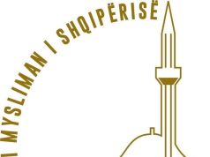 Komuniteti mysliman reagon ashpër për gazin lotsjellës pranë xhamisë