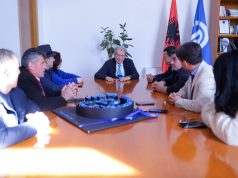 Berisha, thirrje diasporës për protesta pranë ambasadave dhe institucioneve ndërkombëtare