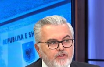 Gogu për nismën ligjore: Dispozita nuk mbron askënd nga ligji, pezullimi paralizon shtetin