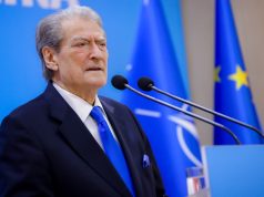 Berisha: Skenari i protestës, një kryengritje e fuqishme paqësore.Thirrje qytetarëve: Dilni sot në rrugët e Tiranës