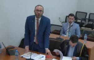 Bardhi-SPAK: “Mos prisni të arratiset Balluku”
