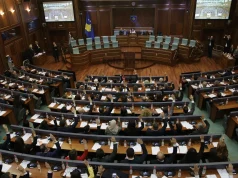 Emrat/ Kuvendi i Kosovës miraton qeverinë “Kurti 3”, VV nis mandatin e tretë