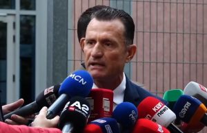 Dhunohet në Vlorë avokati i Ilir Metës! Kujtim Cakrani përfundon në spital