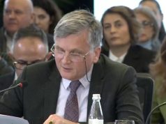 Ambasadori Tarran: Ligji zgjedhor ka mangësi, komisioni të kthehet në punë