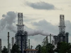 Çmimet e naftës rriten mes përshkallëzimit të konfliktit me Iranin, frikë për furnizimin global