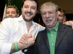 Ndërron jetë themeluesi i Lega Nord, Umberto Bossi