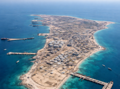 Trump kërcënon Iranin. “Pa marrëveshje do godasim Kharg”, Teherani mohon kontaktet me SHBA