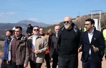 Rama inspekton aksin Librazhd–Përrenjas: Rrëshqitja fenomen natyror, rikthehet qarkullimi për të gjitha mjetet