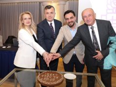 Balla në 20-vjetorin e strukturave të PS në Athinë: Në Zgjedhjet Parlamentare 2029 thellojmë fitoren në diasporë. Fillojmë sot organizimin.