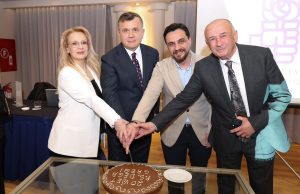 Balla në 20-vjetorin e strukturave të PS në Athinë: Në Zgjedhjet Parlamentare 2029 thellojmë fitoren në diasporë. Fillojmë sot organizimin.