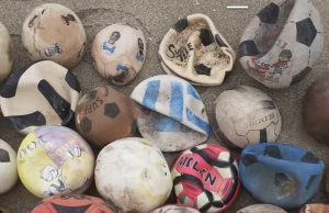 Topa me shqiponjën dykrenare dalin në brigjet e Italisë