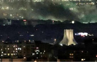 Banorët: “Na u drodhën zemrat dhe toka nga sulmet!” Netë terrori në Teheran, avionët hedhin dhjetëra bomba