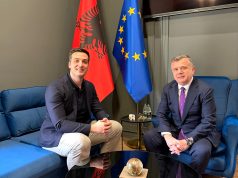Balla pret në Kuvend përfaqësuesin e diasporës në Berlin, Henri Haxhiraj: Mirënjohës për kontributin e tij në përfaqësimin e shqiptarëve në diasporë