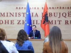 Deri në 10 mijë € grant! Qeveria hap ‘thesin’ për fermerët e rinj, dyfishohet mbështetja për bletarinë (Synimi për 1 mln koshere)