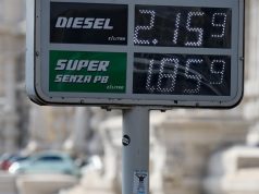 Itali, qeveria ul çmimin e karburantit me 25 cent/litër. Nafta në rekordin më të lartë që nga 2022, por Europa paguan edhe më shtrenjtë