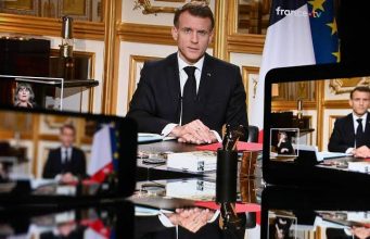 Franca rrëzoi dronë për mbrojtjen e vendeve aleate. Macron: Aeroplanmbajtësja “Charles de Gaulle” në Mesdhe