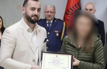 Nga “tabela e nderit” në pranga, ish-shefi i krimeve në Vlorë dyshohet pjesë e grupit të Hajrullës