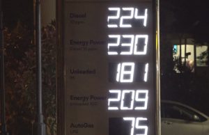 Nafta godet bujqësinë/ Çmimi 224 lekë/litër, ekspertët paralajmërojnë: Kostot rriten deri në 50%