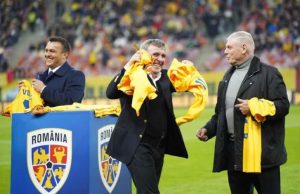 Hagi rikthehet në krye! Legjenda merr drejtimin e kombëtares rumune, moment i ndjeshëm për futbollin rumun