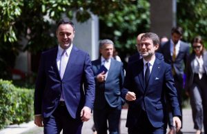 Hoxha: Do çojmë përpara çdo marrëveshje | Konjufca: Dy shtetet përfaqësojnë kombin shqiptar në botë