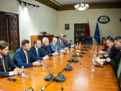 Balla takim me deputetë të Parlamentit të Moldavisë dhe drejtues të Federatës së Futbollit