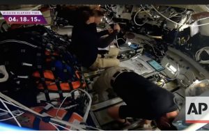 Njerëzit më larg se kurrë nga Toka. Misioni Artemis II thyen rekordin e Apollo 13 – astronautët rrotullohen rreth Hënës