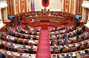 Alarm për sigurinë në Shqipëri/ Pas paralajmërimit për Iranin, anti-terrori në terren: nën monitorim ambasadat, Manza dhe hapësirat publike, shtohen efektivët