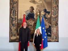 Më shumë emigrantë drejt Shqipërisë?