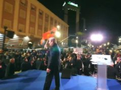 Reagon mazhoranca/ Balla dhe Lamallari: S’lejojmë djegien e vendit, përgëzime policisë