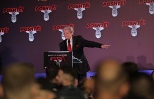 Çfarë u tha sot në protestë nga Berisha