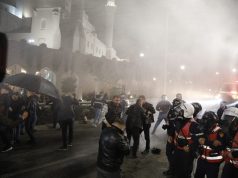 PD “godet” policinë! Kallëzim penal në SPAK pas protestës