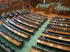 Kosovë, VV bojkoton vazhdimin e seancës për çmimin e naftës