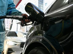 Nafta në rekord lufte, mbi 125 dollarë për fuçi/ SHBA mendon bllokadë të zgjatur ndaj Iranit