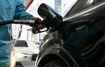 Nafta në rekord lufte, mbi 125 dollarë për fuçi/ SHBA mendon bllokadë të zgjatur ndaj Iranit