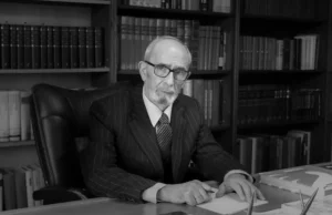 Shuhet Rexhep Qosja, amaneti i fundit prekës për varrimin