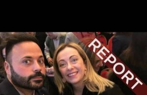 “Hedhin baltë për interesa politike”/ Meloni sulmon mediat pas publikimit të fotos me një të penduar të mafias