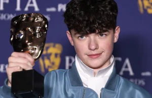 “Adolescence” shkruan histori në BAFTA TV Awards/ 16-vjeçari Owen Cooper bëhet fituesi më i ri ndonjëherë