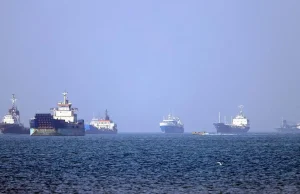 Ngriva-shkriva në Hormuz/ Trump pezullon operacionin amerikan në ngushticë: Po afrohet marrëveshja me Iranin