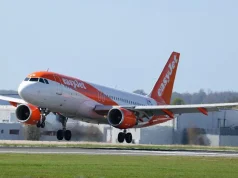 Power bank-u devijon avionin në Romë/ Fluturimi i EasyJet, ulje emergjente pas alarmit për baterinë në bagazh