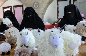 Nga devetë luksoze në Arabinë Saudite te “selfiet” me delet në Pakistan/ Kuriozitetet më të pazakonta të Kurban Bajramit në botë