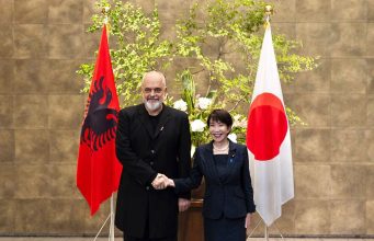 Rama surprizon në Tokio/ Ftesë për Japoninë në samitin historik të NATO-s në Tiranë