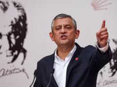Goditje opozitës në Turqi/ Gjykata rrëzon kreun e CHP-së, rikthen Kilicdaroglun në krye të partisë