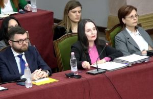 BE i vendos Shqipërisë 101 kushte! Kryenegociatorja zbulon sfidën më të madhe: Mjedisi kërkon miliarda investime