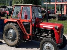 66-vjeçari kapet pa patentë… me traktor/ I moshuari humb “Fergusonin” pas ndalimit nga policia në Tetovë