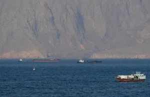 Tre marinarë humbin jetën/ SHBA godet një cisternë pranë Omanit, përshkallëzohet konflikti me Iranin